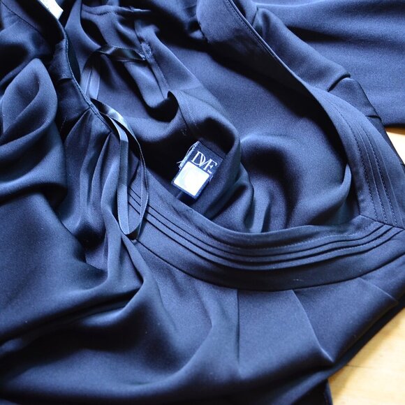 Diane Von Furstenberg Cahil Silk Black Top Blouse Size 8 - Picture 7 of 9